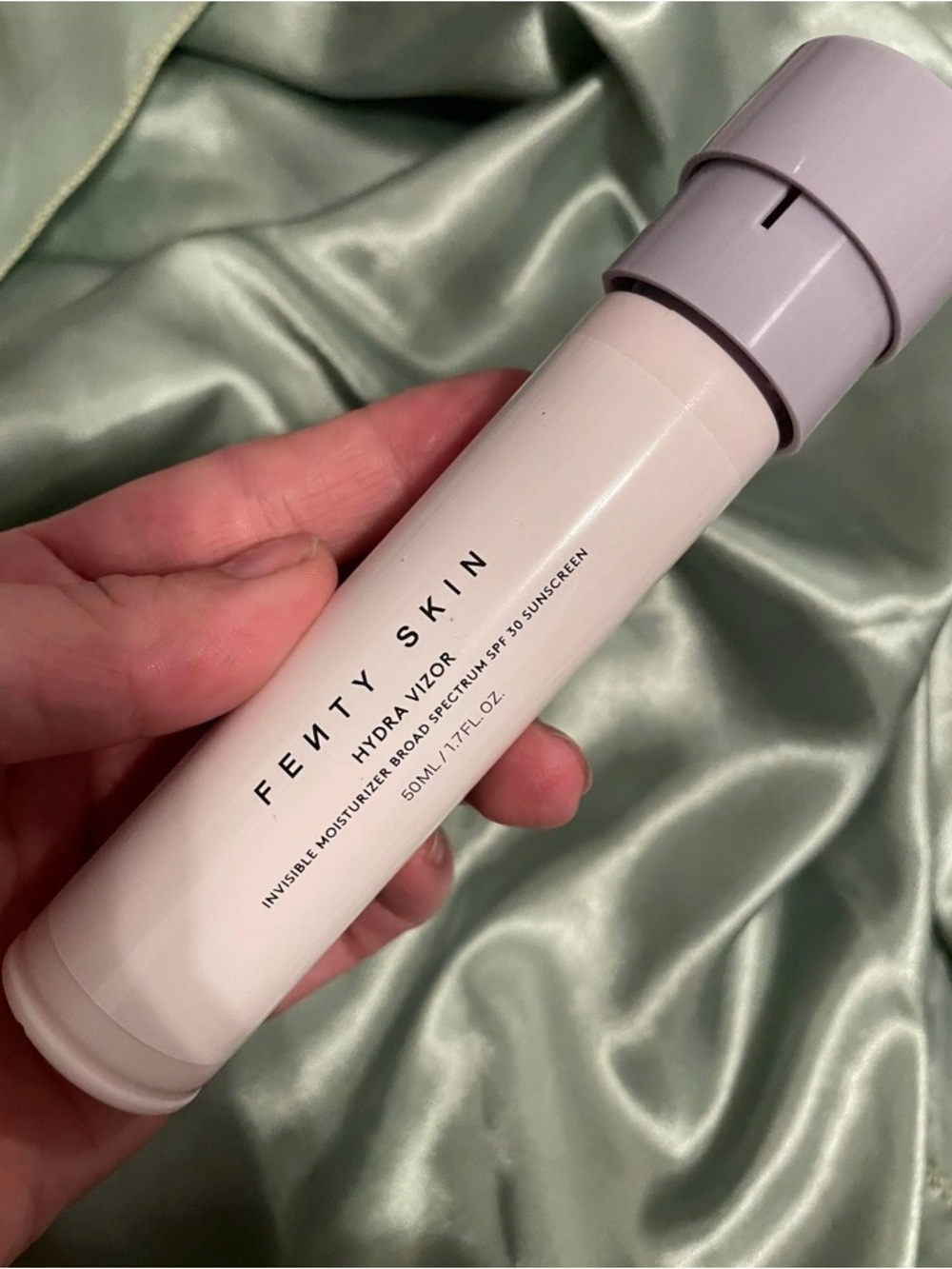 Fenty Hydra Vizor SPF 30 Invisible Moisturizer